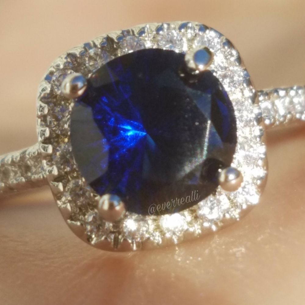 NEW Round Dark Blue Sapphire & Diamond Halo Ring - Picture 6 of 7